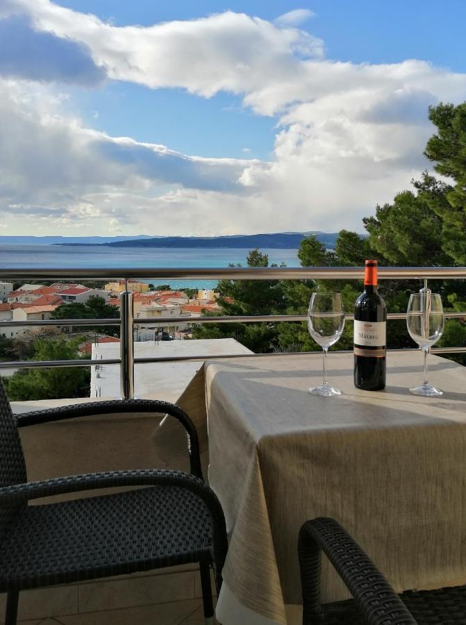 Apartment Aria Baska Voda Luaran gambar